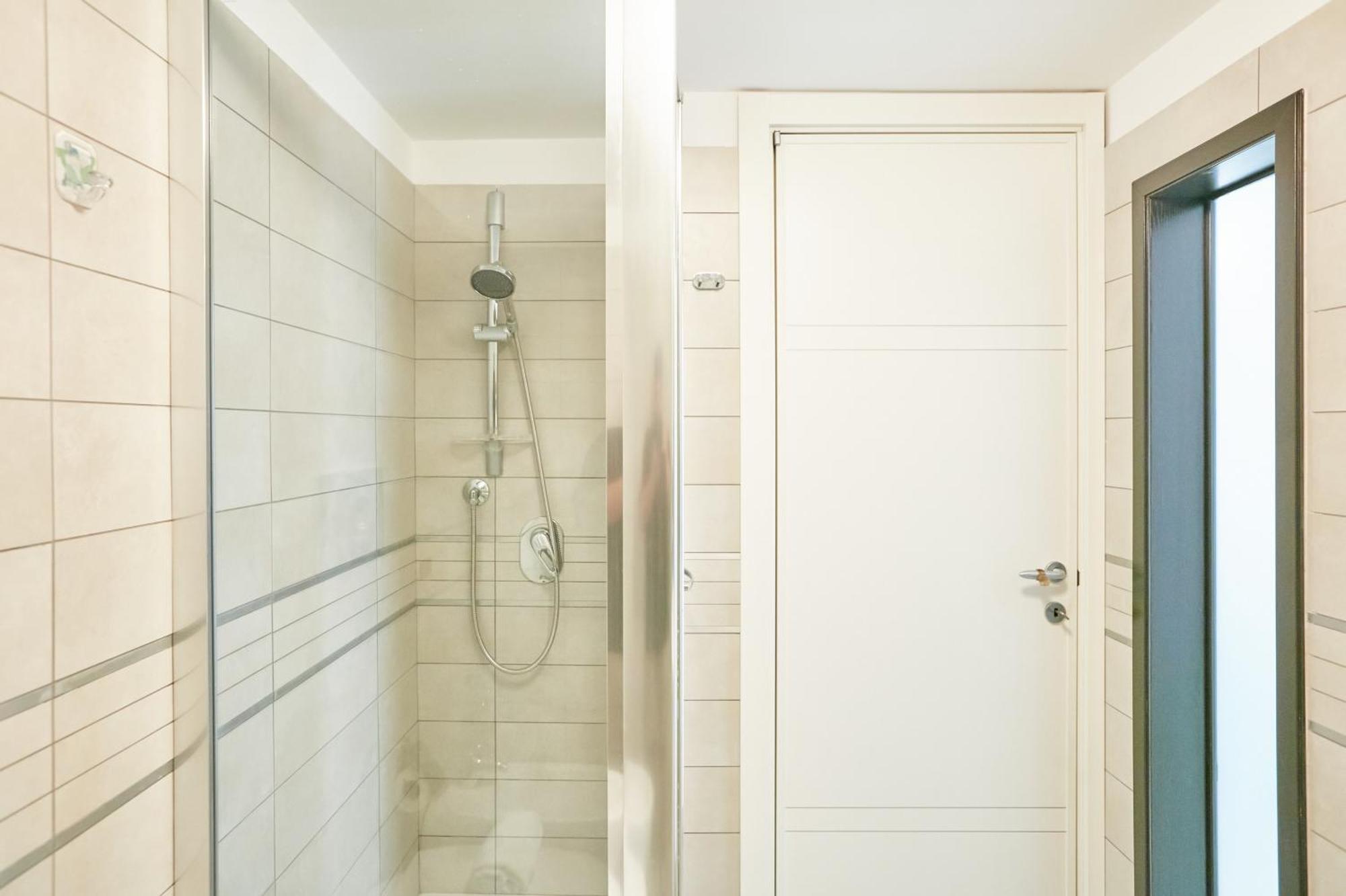 Studio Duplex At National Museum Appartement Napels